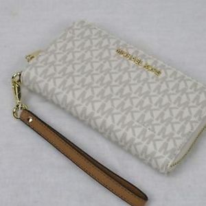 Authentic Leather Signature Michael Kors Wallet